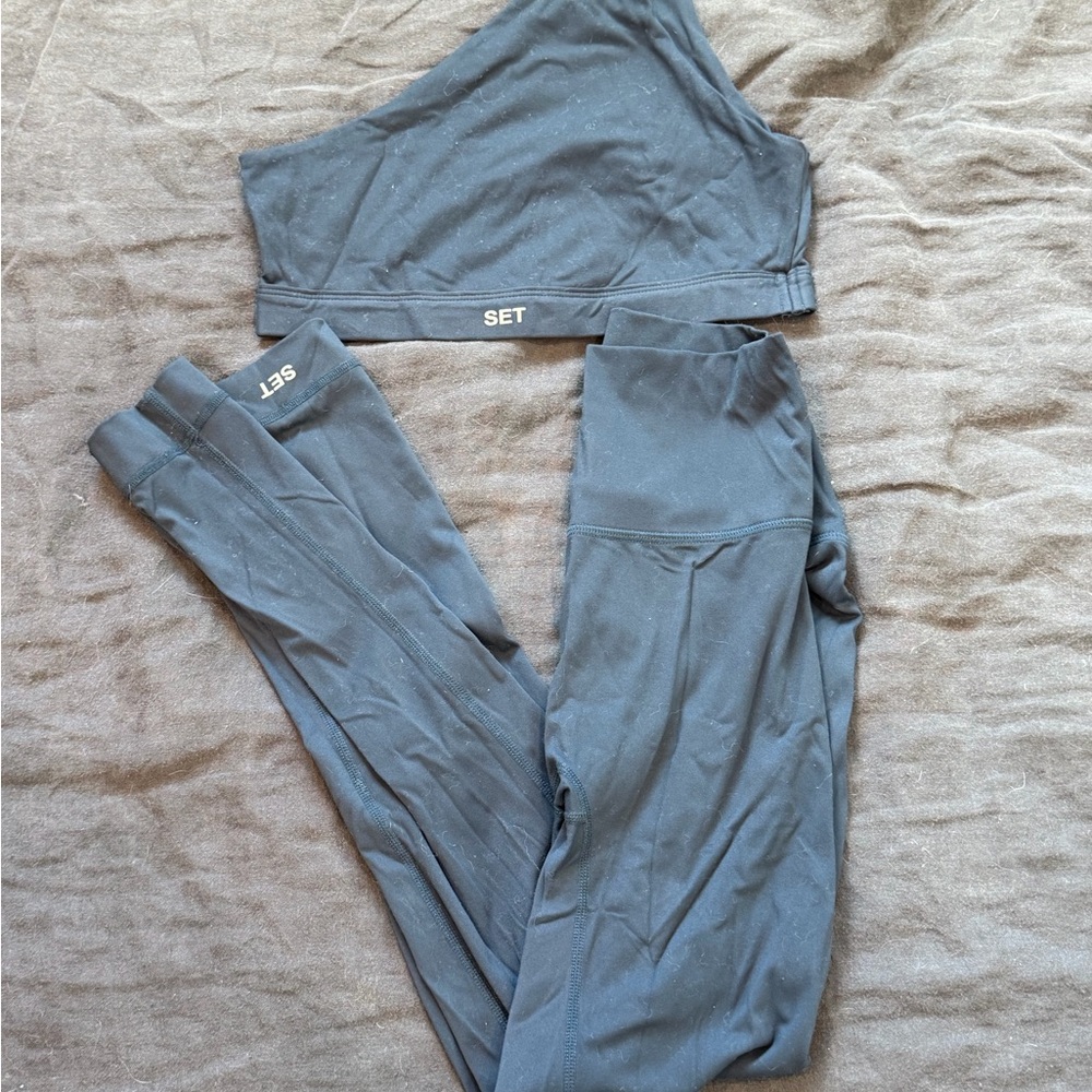 SET Active navy Sportybody Leggings and Top Set